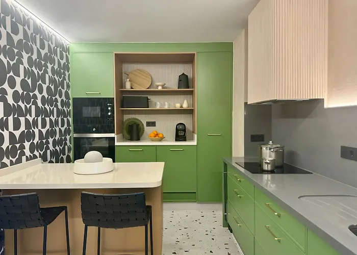 Canaryislandshost L Tierra * Nazaret