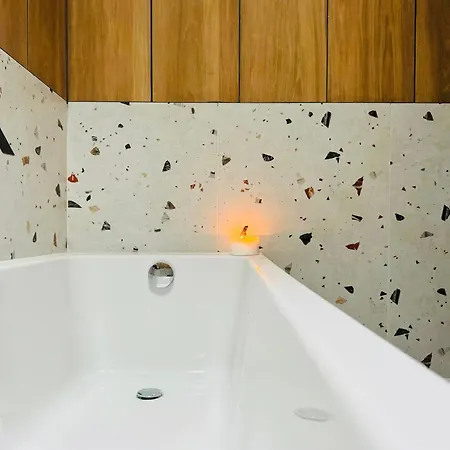 Canaryislandshost L Tierra Nazaret