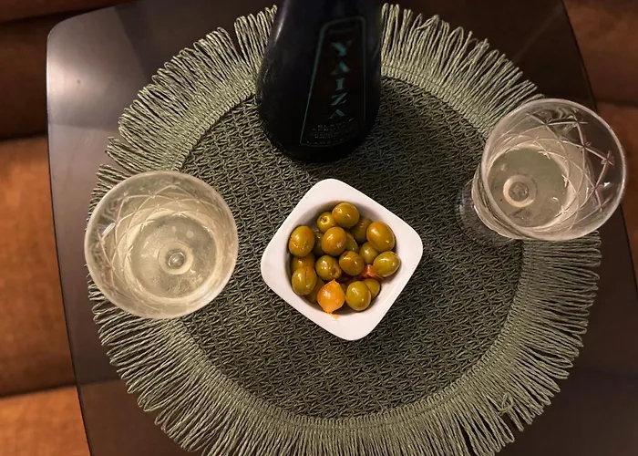 Canaryislandshost L Tierra * Nazaret