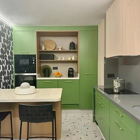 Canaryislandshost L Tierra * Nazaret